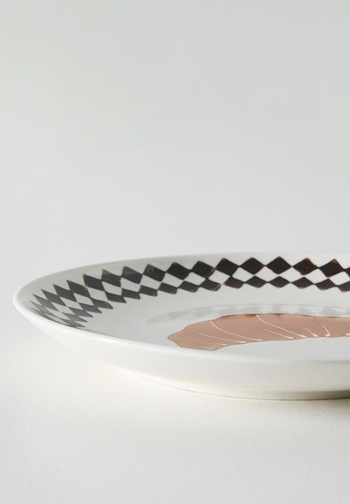 Sixth Floor - Plate Croissant Stoneware - White & Brown 