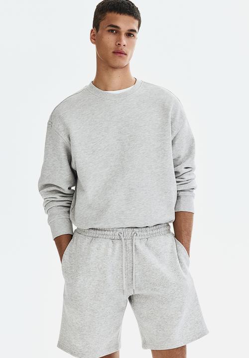 H&M - Regular fit sweatshorts - light grey marl