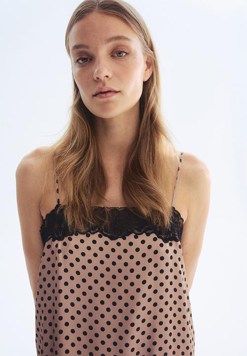 H&M - Lace-trimmed slip dress - beige/polka dot