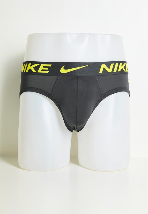 Nike - Dri-Fit Essential Micro Brief 3 Pack - Multi