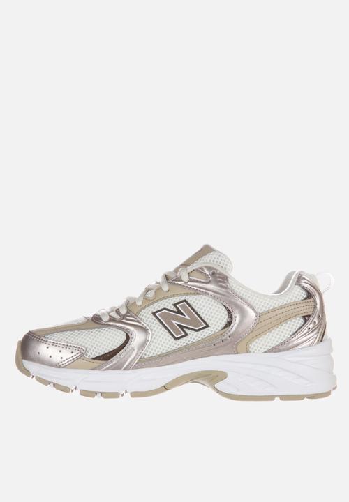 New Balance  - 530