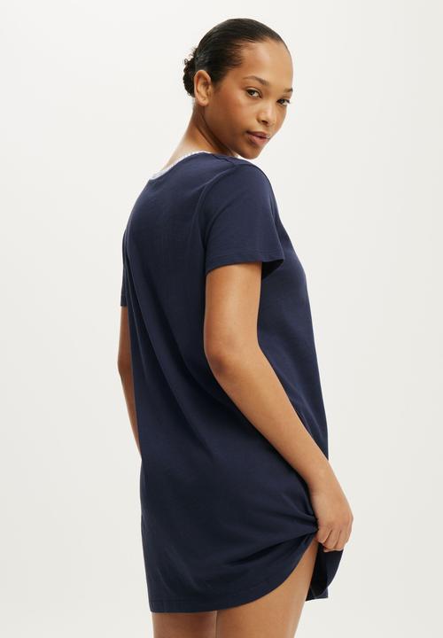 Cotton On - Relaxed Graphic T-Shirt Nightie - Still Dreaming Moon Tide