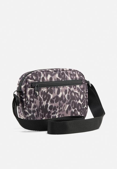 PUMA - Pop Crossbody Bag - Puma Black-Leopard Aop