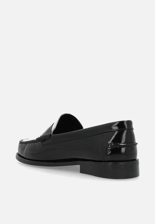 Dakotas - Presley - Black/White