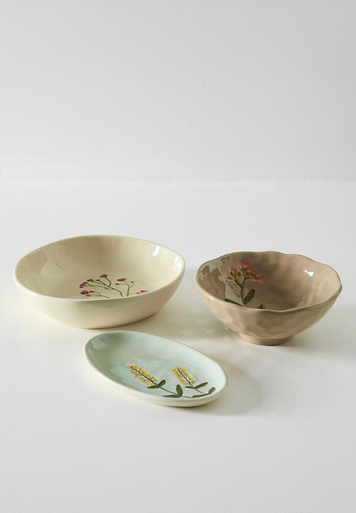 Sixth Floor - Ceramic Flower Serving Plate - Grey