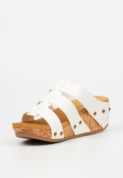 Butterfly Feet - Dido 7 mule sandal - white