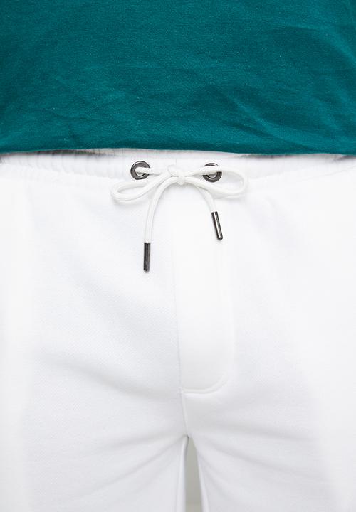 Brave Soul - MENS SHORTS TARLEY7 - CREAM