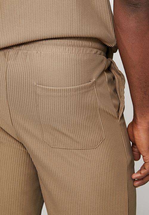 Brave Soul - Nikolaib Short - Dark Taupe