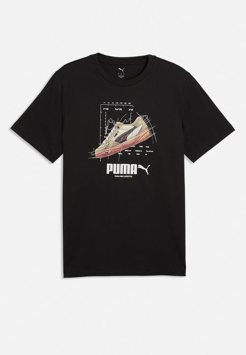 PUMA - GRAPHICS Sneaker Tee - Black