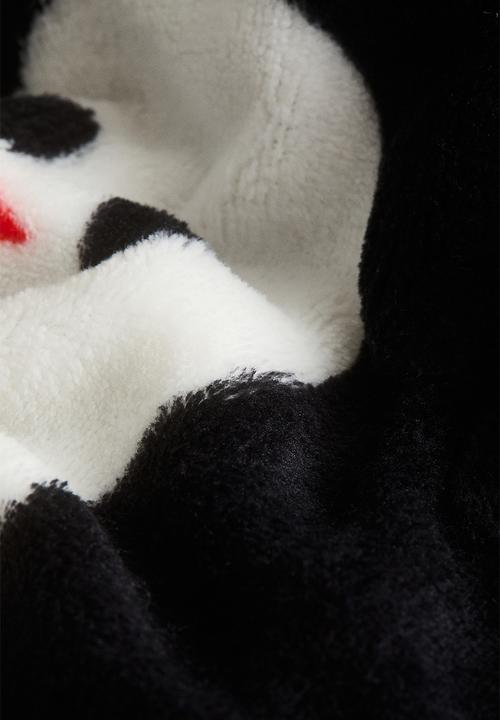 H&M - Patterned fleece blanket - black/ghosts