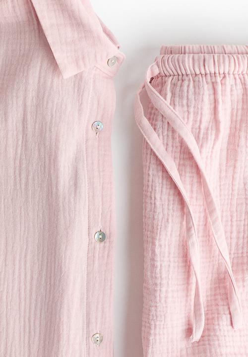 H&M - Pyjama shirt and shorts - light pink
