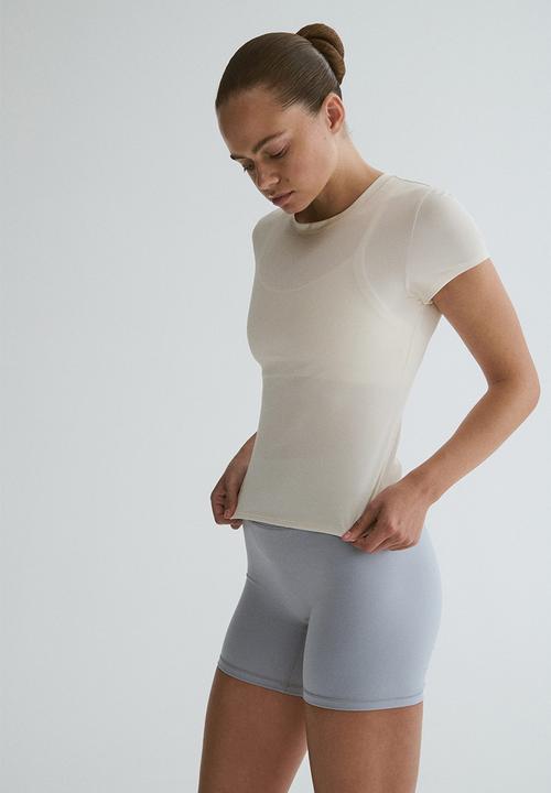 H&M - Sports top with drymove? - ivory