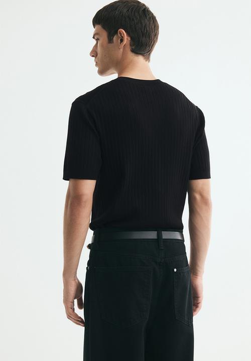 H&M - Slim fit knitted T-shirt - black