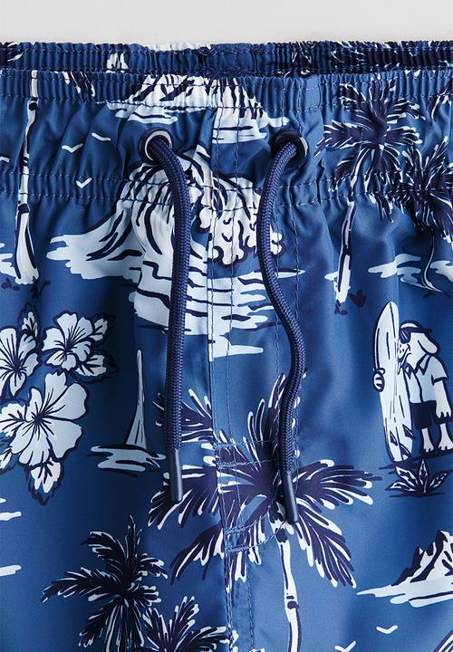 H&M - Printed swim shorts - dusty blue/patterned