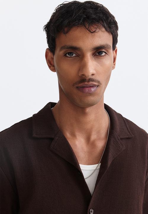 H&M - Regular fit resort shirt - dark brown