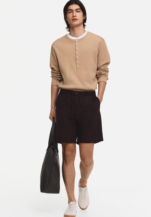 H&M - Regular fit linen-blend shorts - dark brown