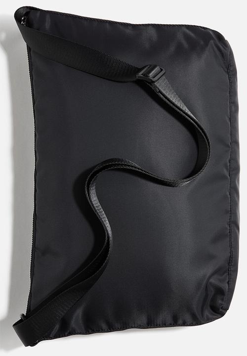 H&M - Padded crossbody bag - black