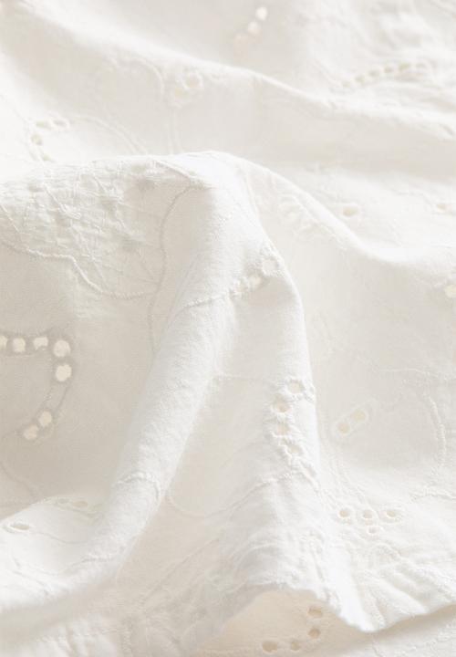 H&M - 2 Pack broderie anglaise napkins - white