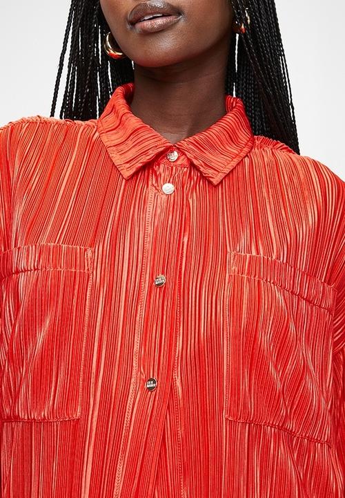 Steve Madden - Ladies Yuna Yoga Shirt - Red