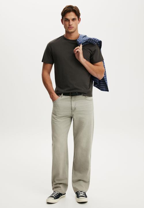 Cotton On - Fitted T-Shirt-Bitter Brown