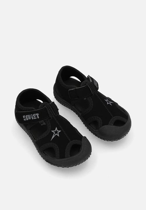 SOVIET - I singh 26 - black mono