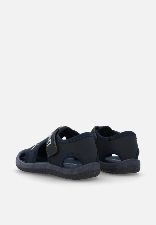SOVIET - K singh 26 - navy mono/white