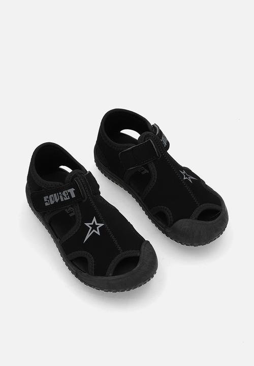 SOVIET - K singh 26 - black mono