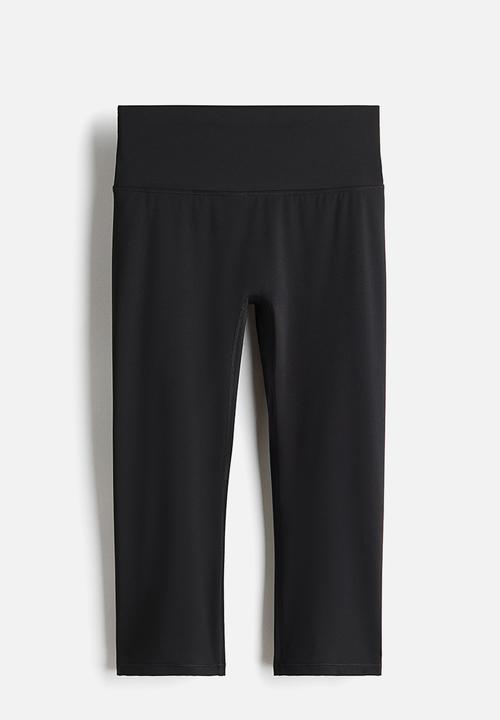 H&M - Capri leggings with sculptmove - black