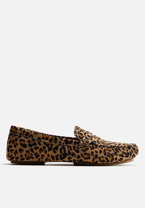 H&M - Leather loafers - beige/faux leopard