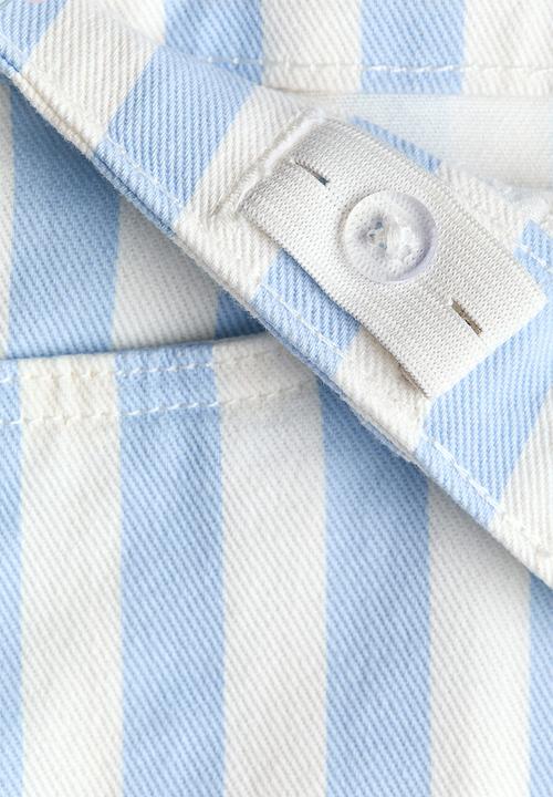 H&M - Denim shorts - light blue/striped