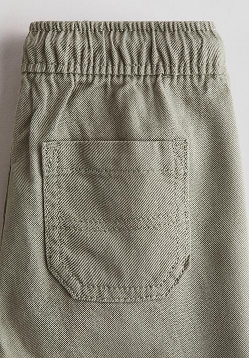 H&M - Twill shorts - light khaki green