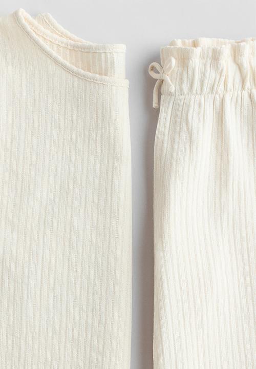 H&M - 2-piece frill-trimmed set - cream