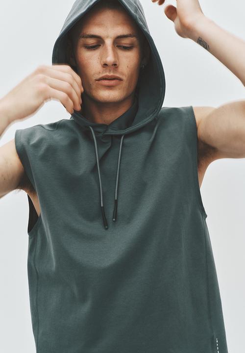 H&M - Regular fit sleeveless sports hoodie with drymove™ - dusty green