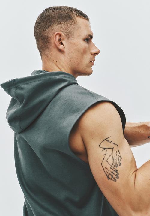 H&M - Regular fit sleeveless sports hoodie with drymove™ - dusty green