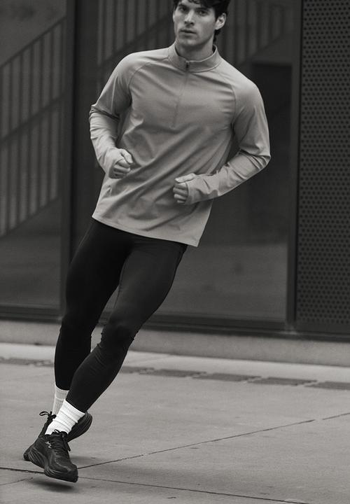 H&M - Pocket-detail running tights with drymove™ - black