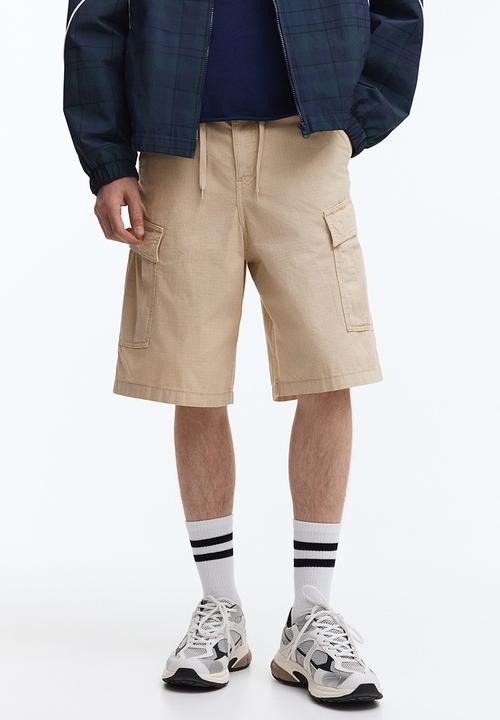 H&M - Loose fit cotton cargo shorts - beige