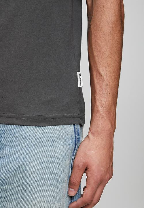 Ben Sherman - Essential Tar Prnt Crew Tee Shirt - Charcoal