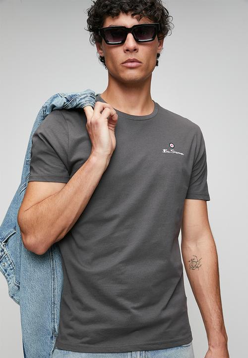 Ben Sherman - Essential Tar Prnt Crew Tee Shirt - Charcoal