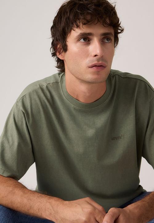 Levi’s® - RED TAB VINTAGE TEE - A0637-0189 GARMENT DYE MULLED BASIL