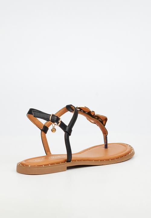 Miss Black - Alia 5 classic gold trim sandal - black