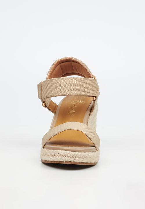 Butterfly Feet - Escada 1 espadrille wedge heel - beige