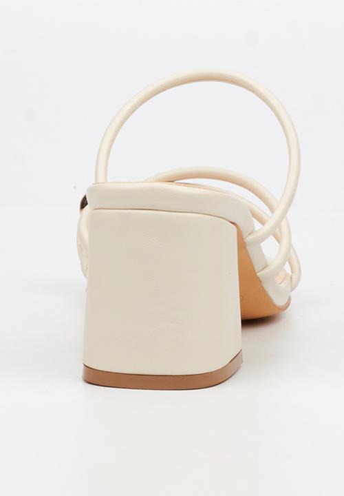 Miss Black - Bardot 10 strappy block heel - ivory