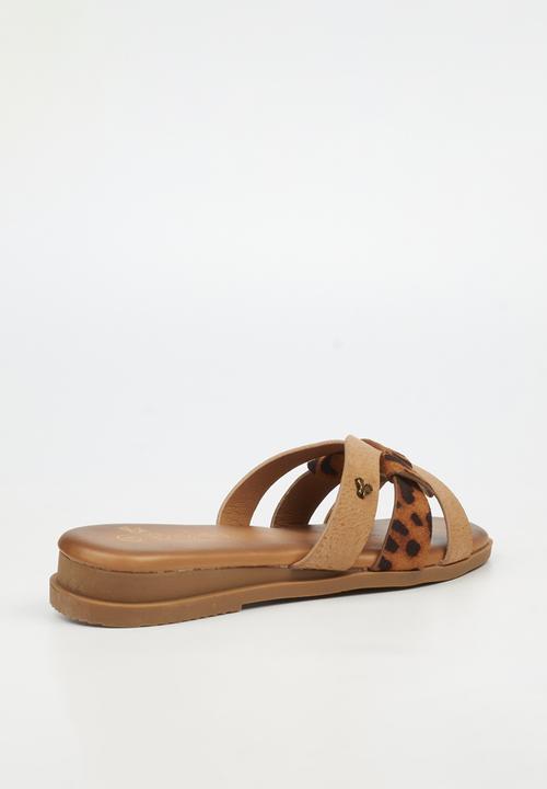 Butterfly Feet - Libby 1 slide - beige