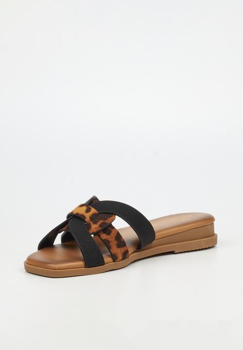 Butterfly Feet - Libby 1 slide - black