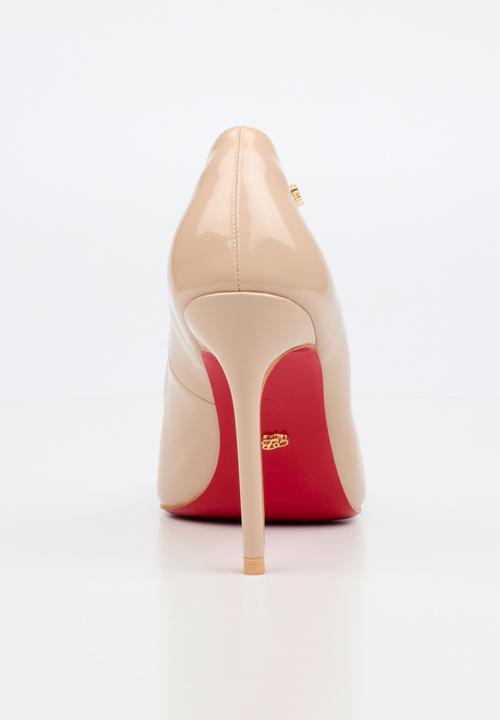 Miss Black - Lola 1 classic scallop heel - natural