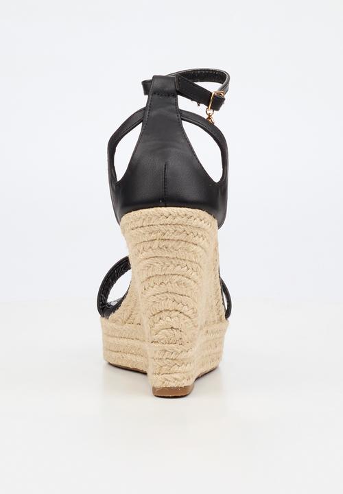 Miss Black - Moniker 12 cut-out platform wedge - black