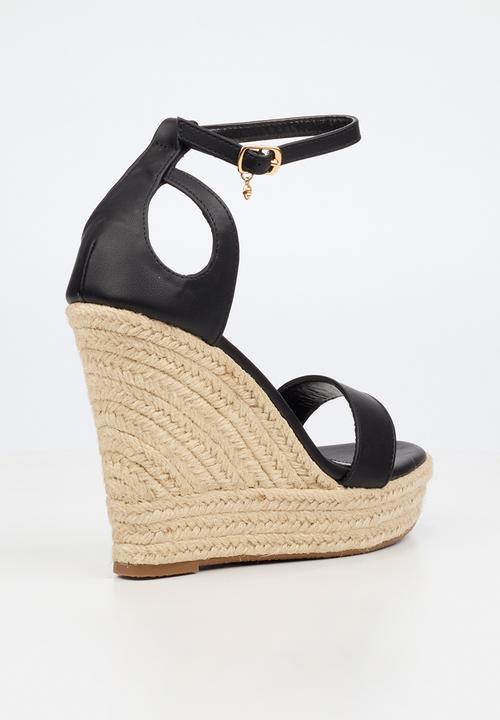 Miss Black - Moniker 12 cut-out platform wedge - black