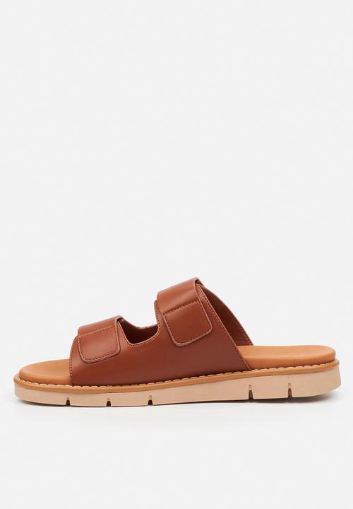 Butterfly Feet - Trace 1 velcro strap sandal - tan