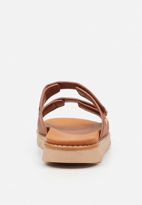 Butterfly Feet - Trace 1 velcro strap sandal - tan