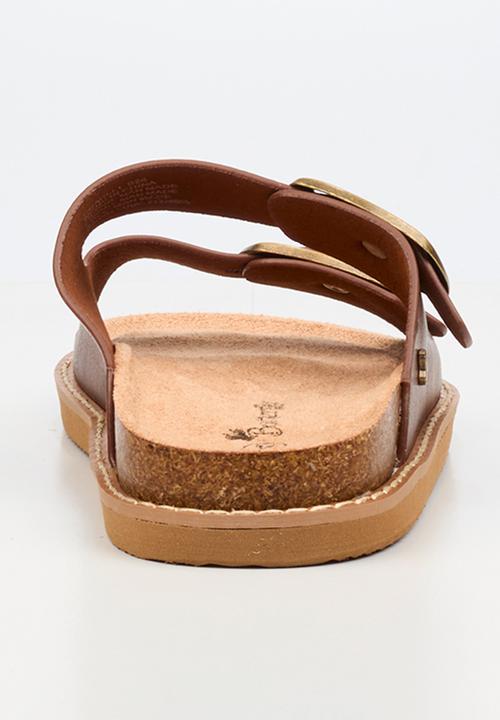 Butterfly Feet - Charli 1 big buckle sandal - chocolate